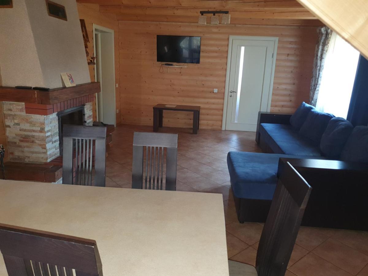 Chalet 888 Cottages Palyanytsya Esterno foto