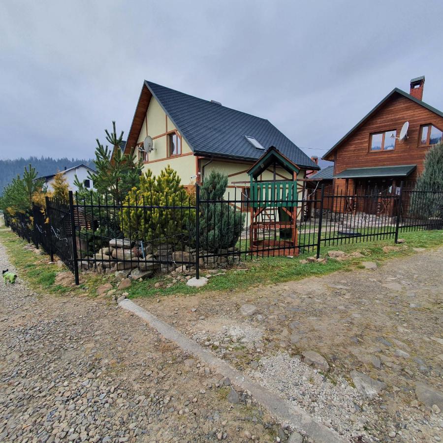 Chalet 888 Cottages Palyanytsya Esterno foto