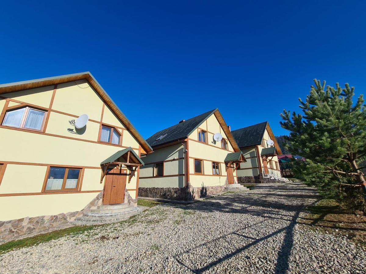 Chalet 888 Cottages Palyanytsya Esterno foto